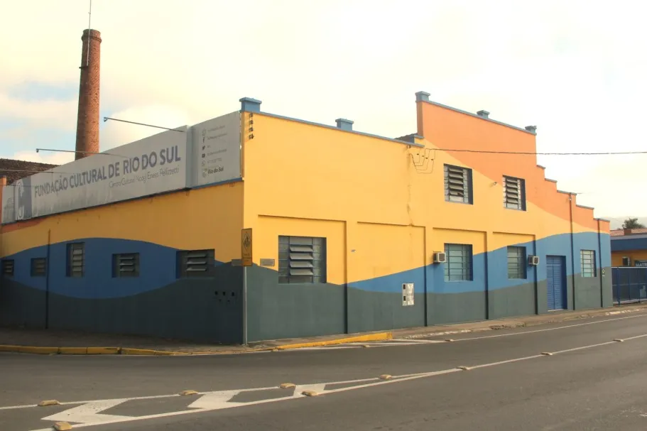 Trânsito em frente à Fundação Cultural terá alterações durante Festival Literário